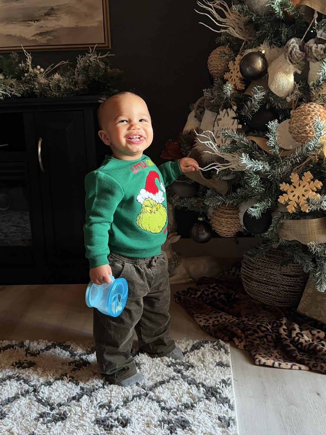 Post 9 by Taylor Dawn | first time mom on Instagram (carousel)