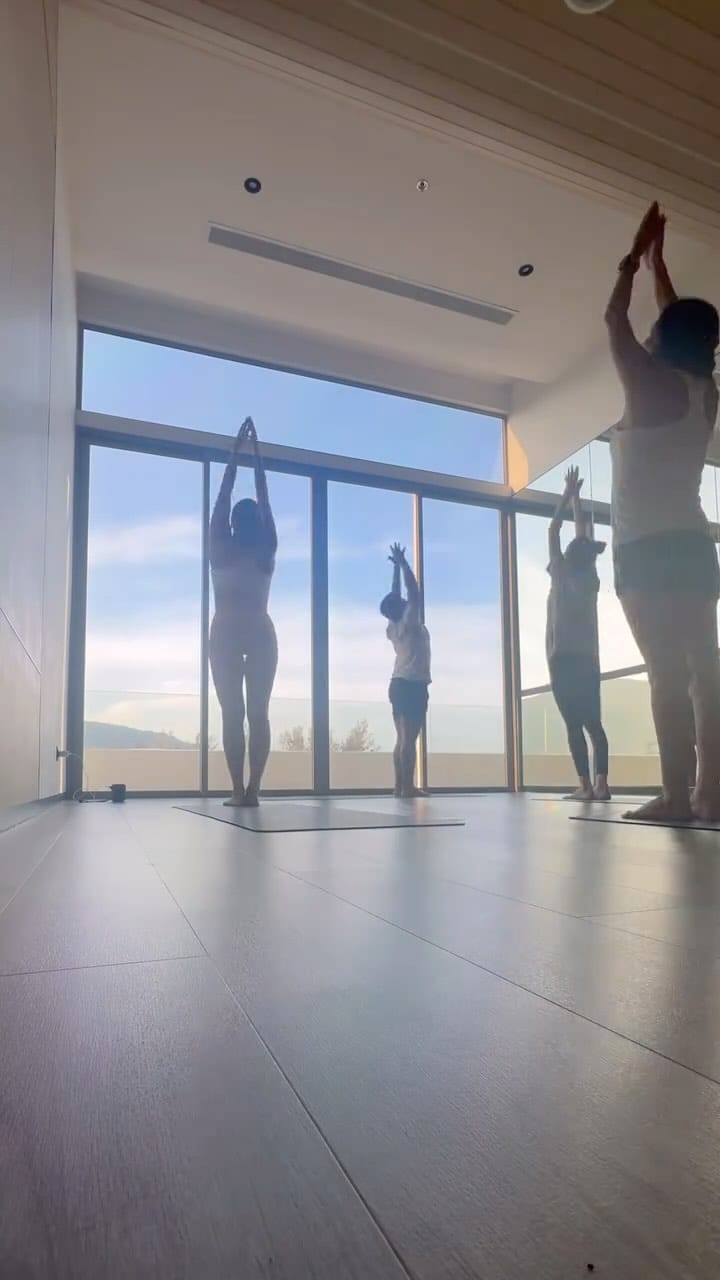 Post 5 by @flow_with_sofi on Instagram (video)