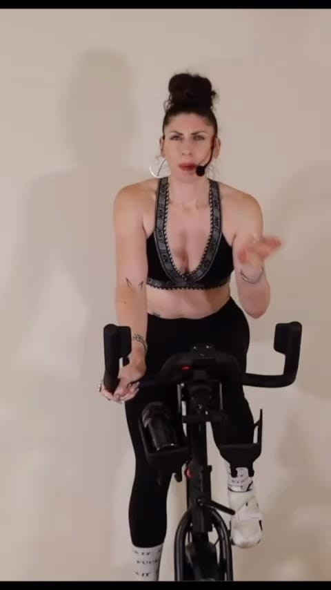 Post 9 by Bangs ⚡️ on Instagram (video)