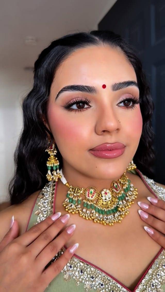Post 6 by Bridal Makeup and Hair Artist on Instagram (video)