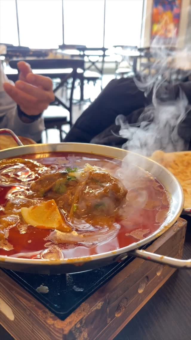 Post 8 by @halalbaba on Instagram (video)