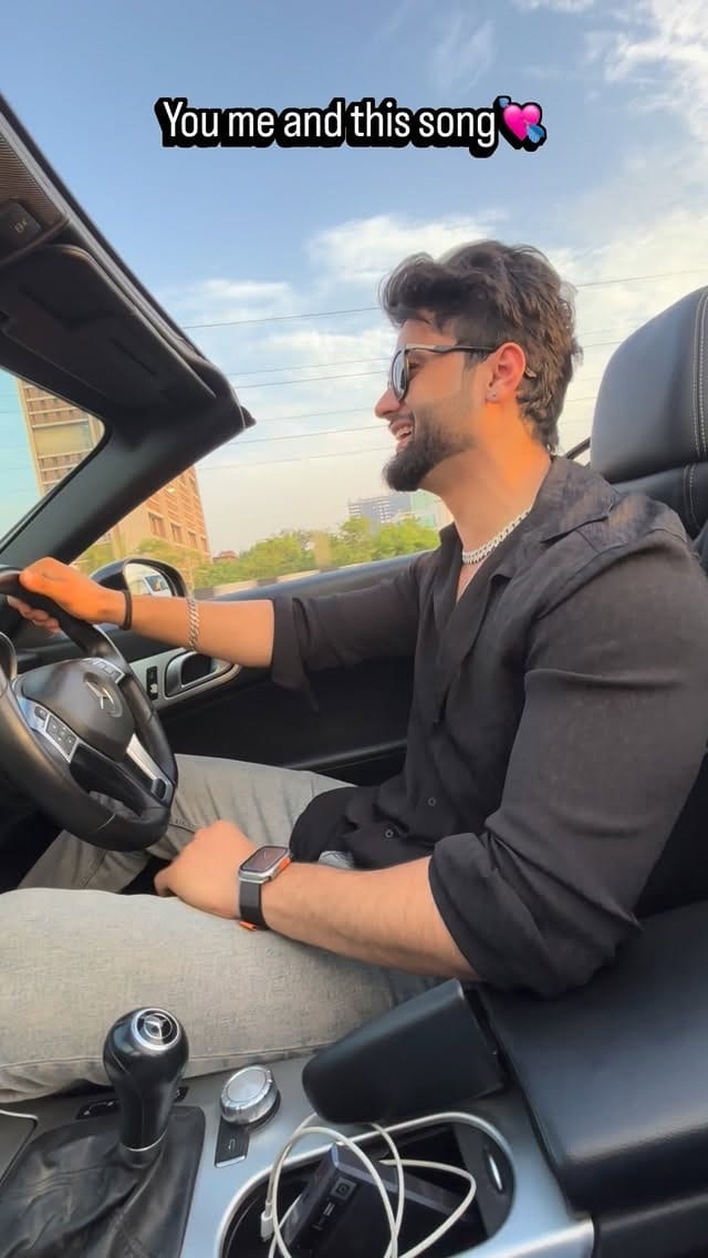 Post 4 by Manish Khokhar on Instagram (video)