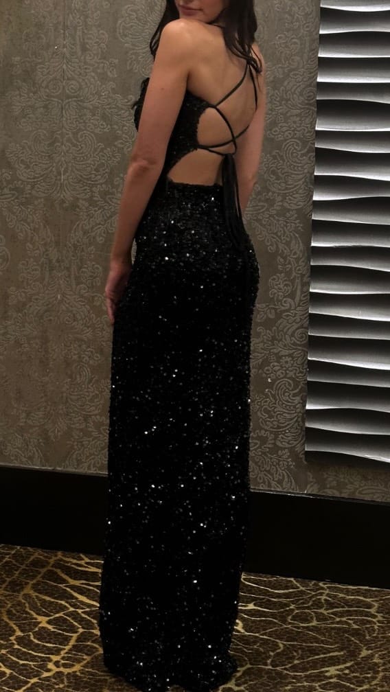 Post 2 by sydney gray❤︎ on Instagram (video)