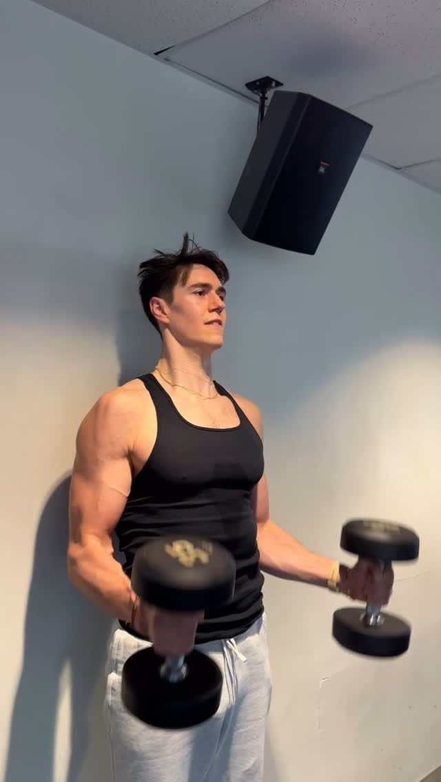 Post 10 by Zachary Joseph Fiorido on Instagram (video)
