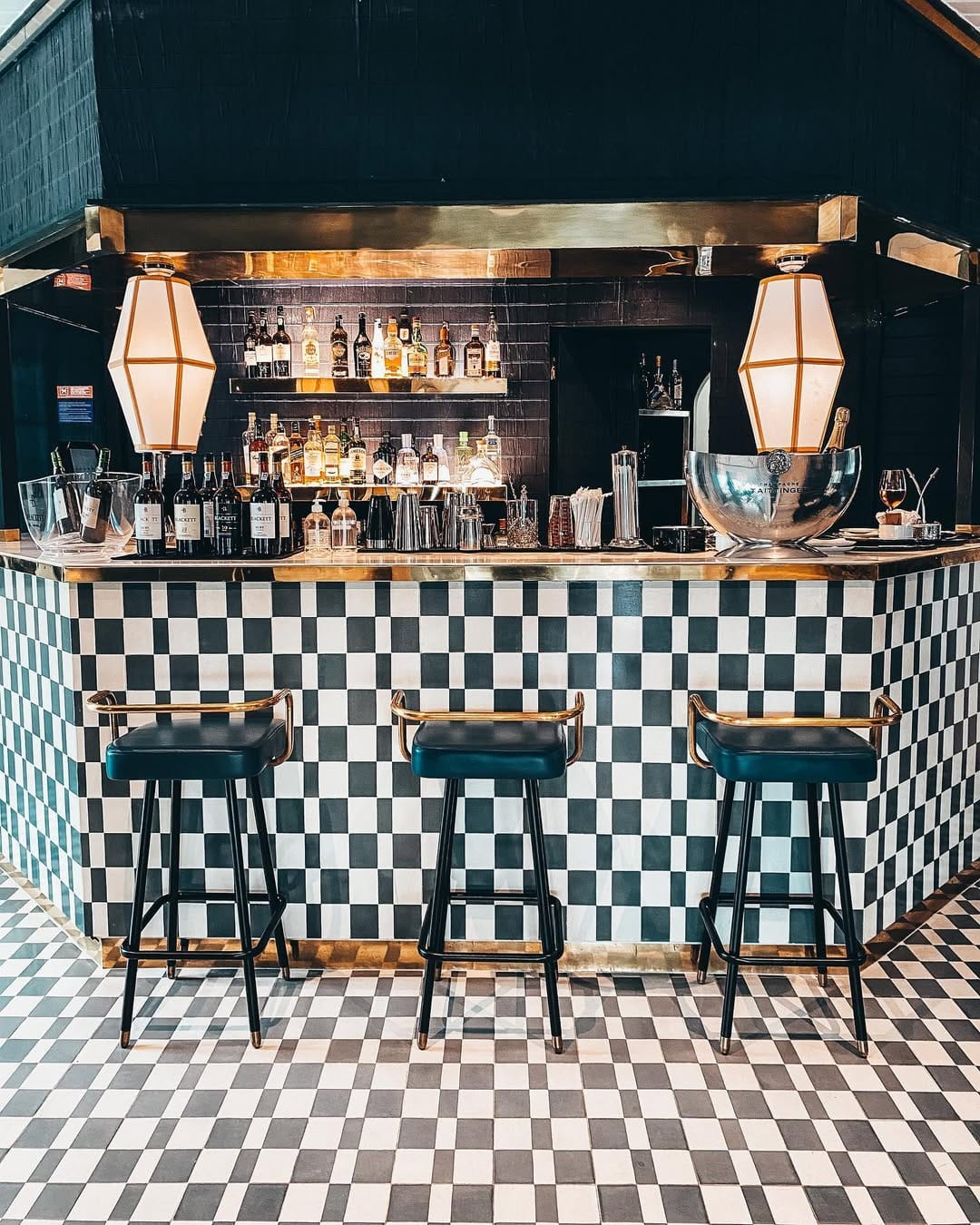 Post 2 by Harbor & Hill | Travel 🇨🇦 on Instagram (image)
