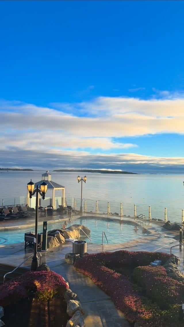 Post 1 by Oak Bay Beach Hotel on Instagram (video)