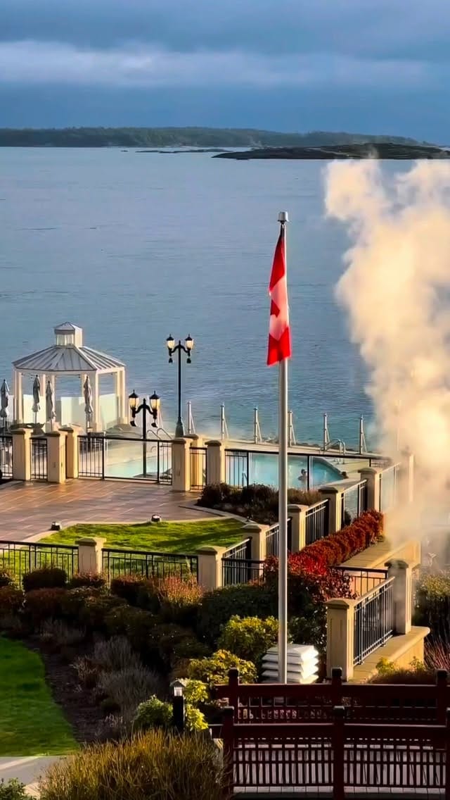 Post 4 by Oak Bay Beach Hotel on Instagram (video)
