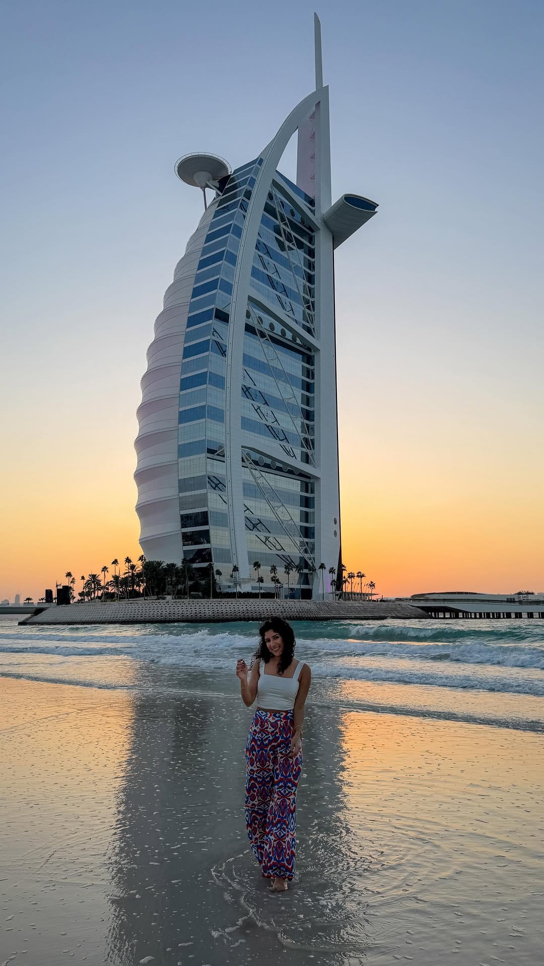 Post 1 by Mari - WORLD TRAVEL on Instagram (video)