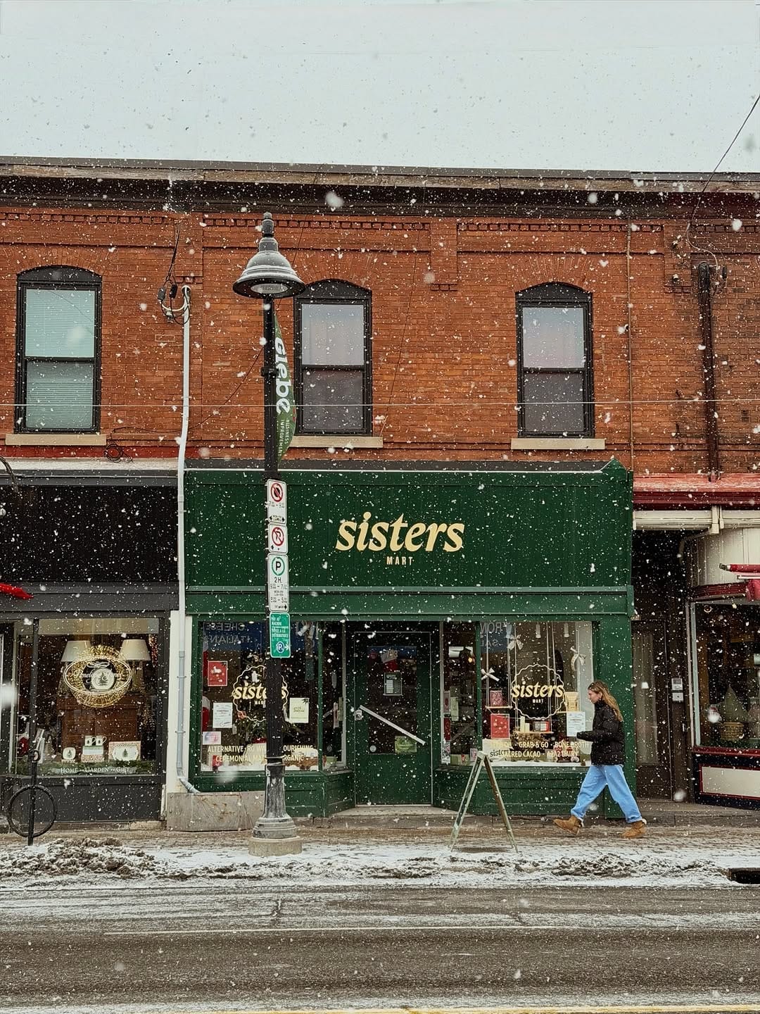 Post 8 by Sisters Mart on Instagram (image)