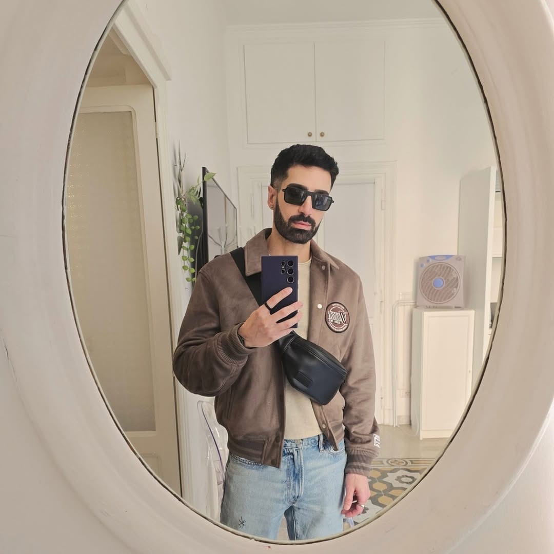 Post 2 by N I C O L A S on Instagram (carousel)