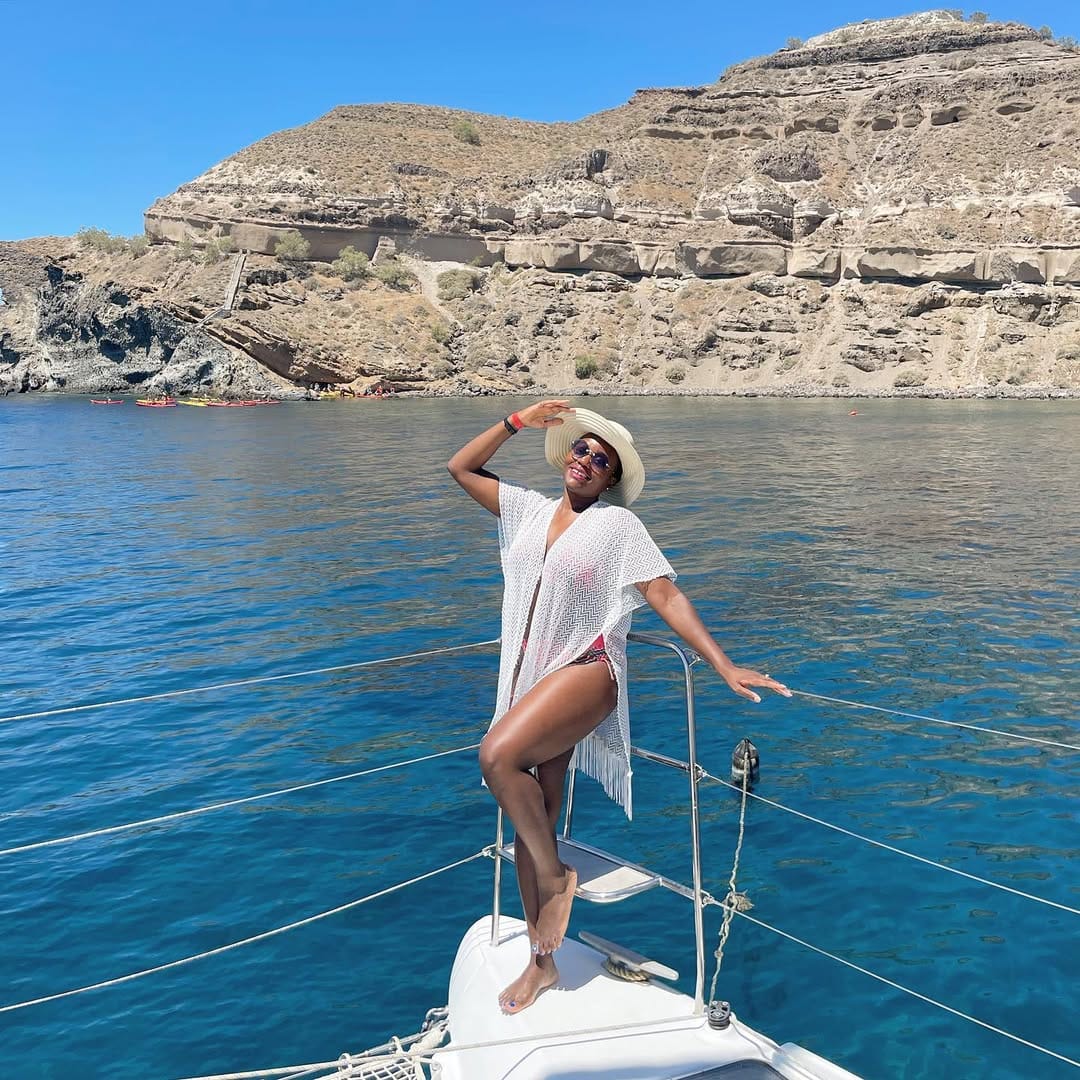 Post 10 by Charlene Fowo on Instagram (image)