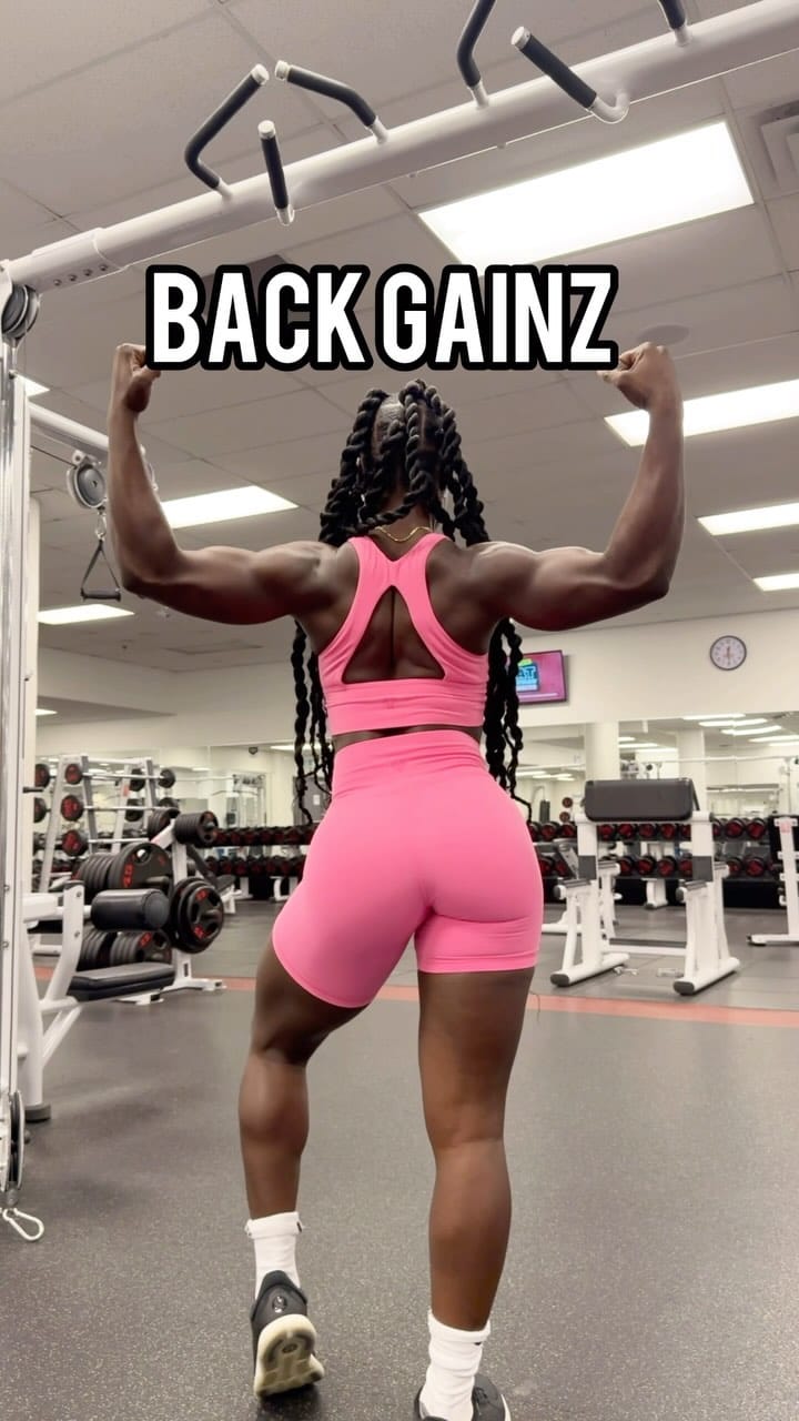 Post 8 by Queens Caesar on Instagram (video)