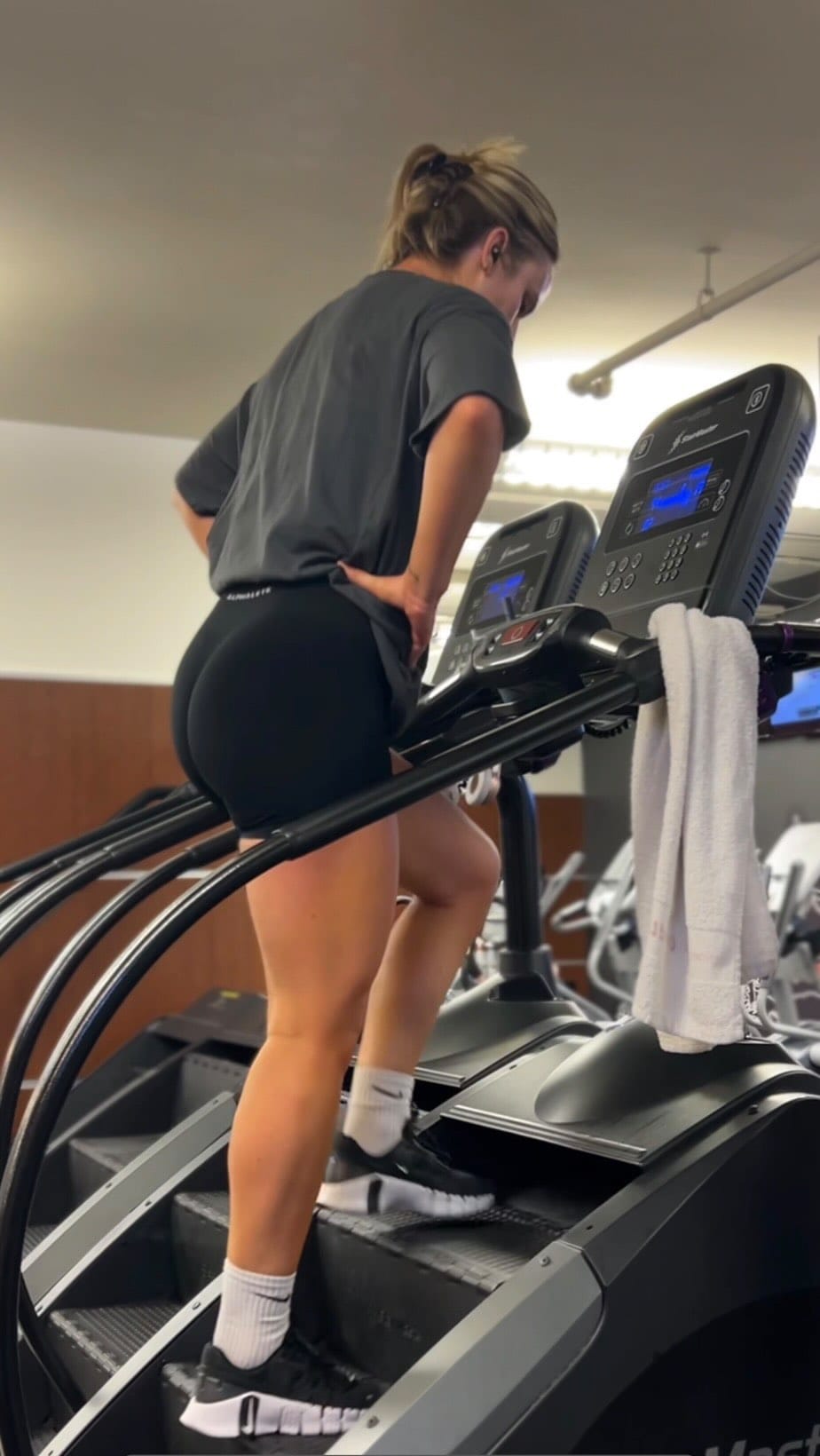 Post 6 by JENN LABELLE || Fitness + Laughs on Instagram (video)