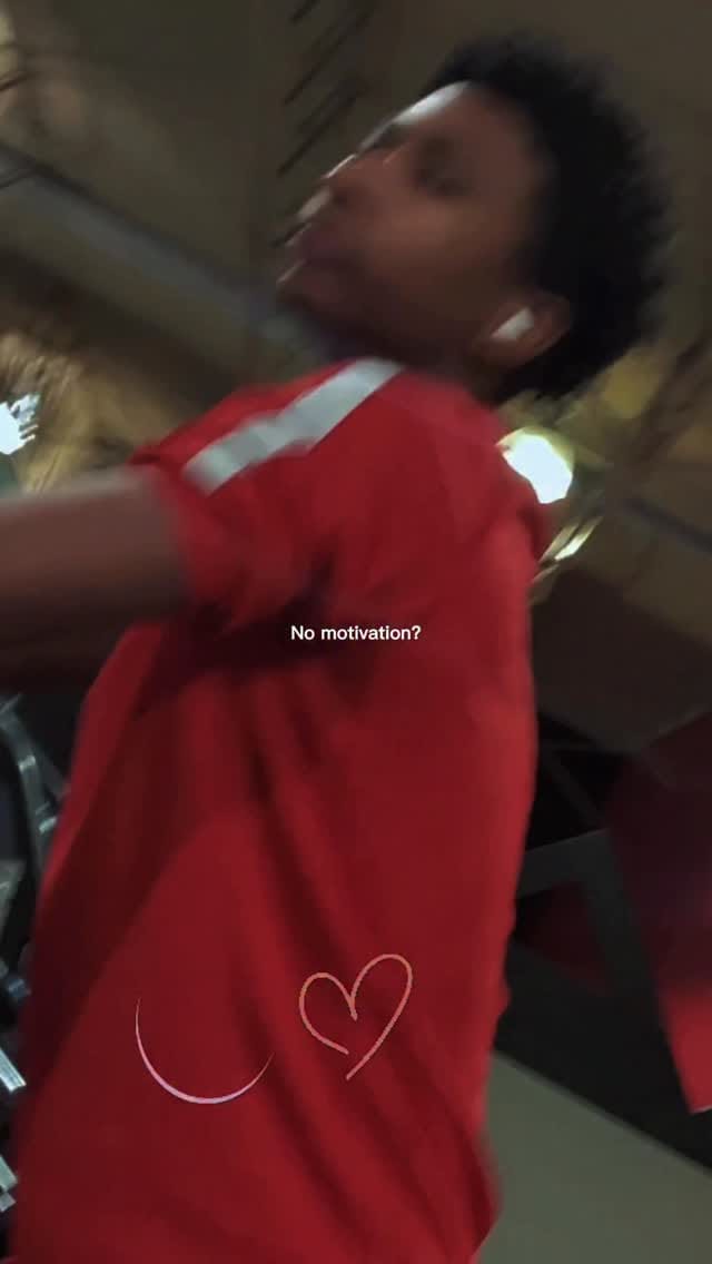Post 2 by @nniqxa on Instagram (video)