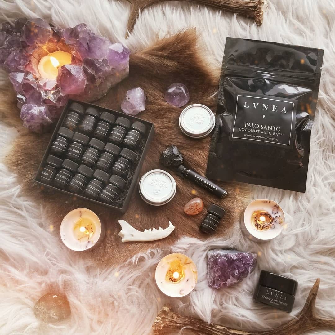 Post 8 by Amanda Lokisdottir on Instagram (image)