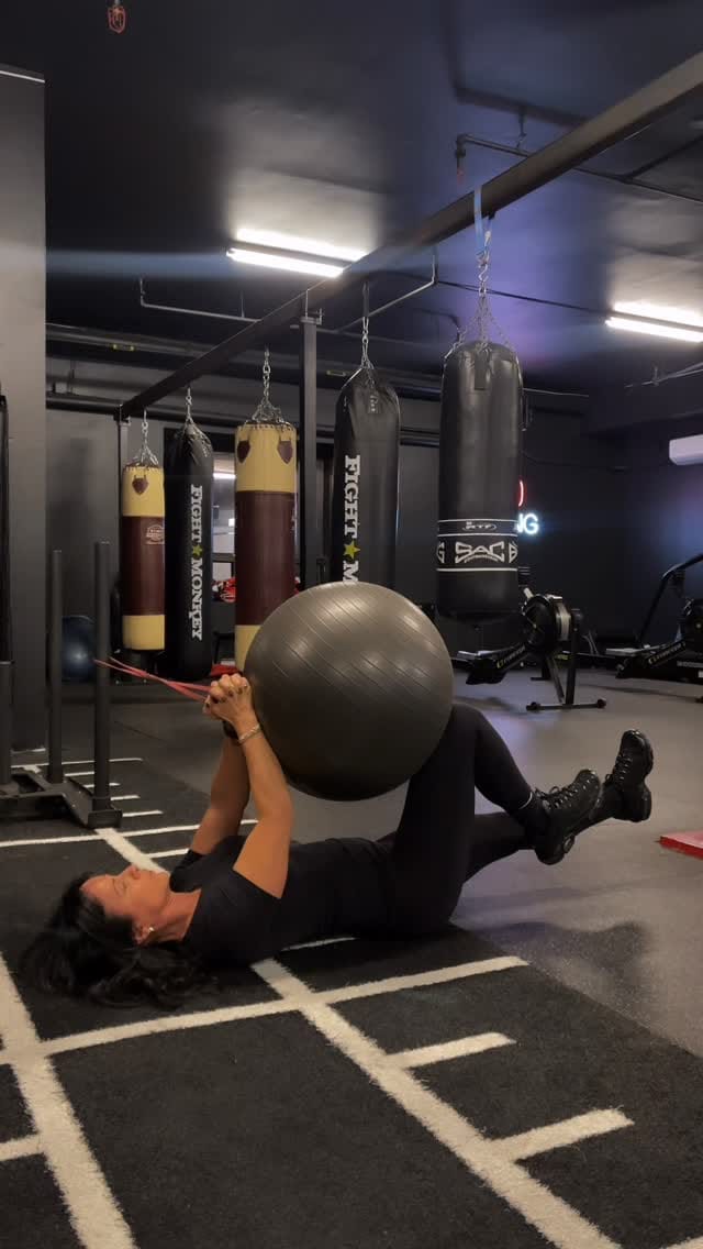 Post 8 by Stephanie Hamel on Instagram (video)