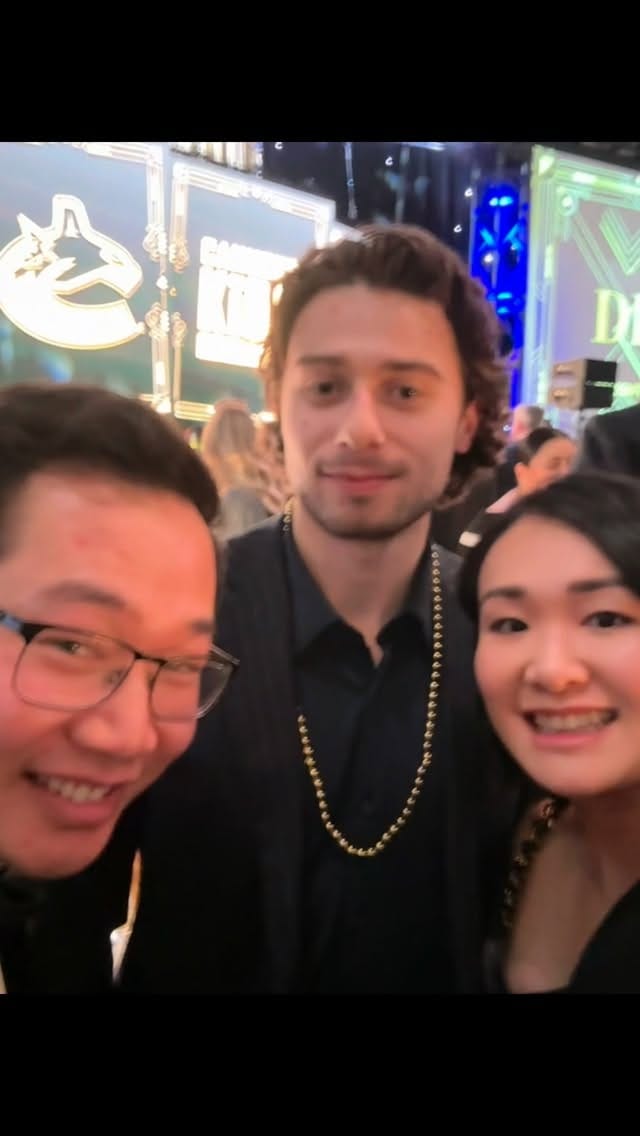 Post 3 by Vivian Li on Instagram (video)