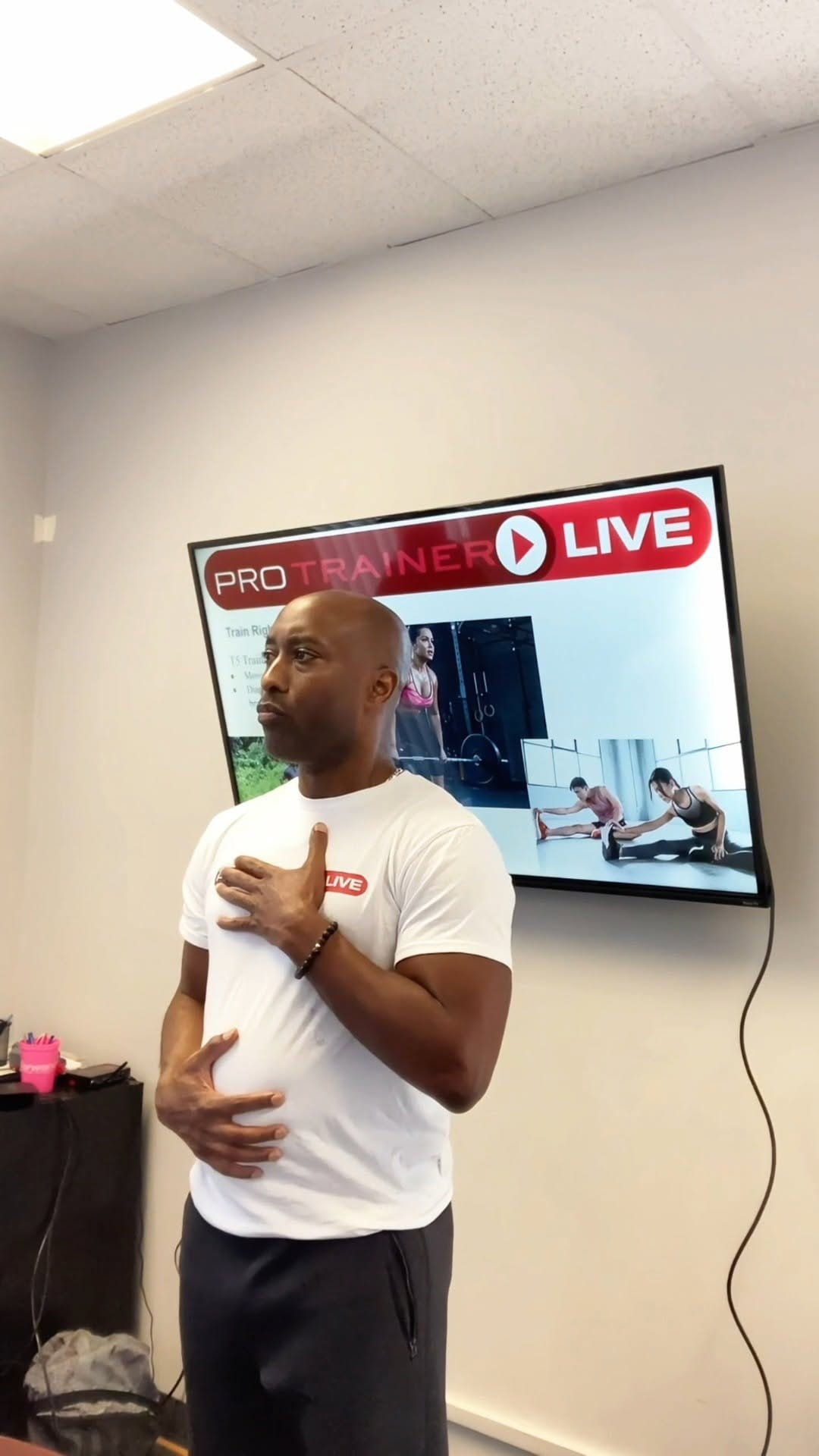 Post 10 by Mike Whiteley, Pro Trainer on Instagram (video)