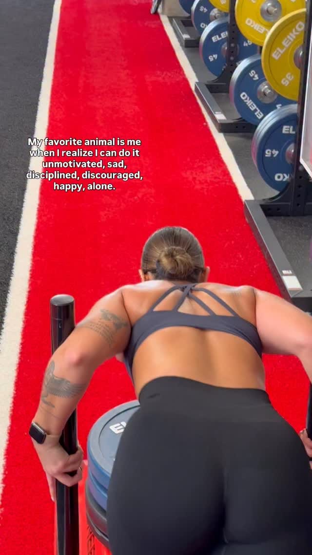 Post 7 by Alexa Rdz on Instagram (video)