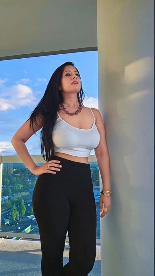 Post 6 by Anureet Boparai on Instagram (video)
