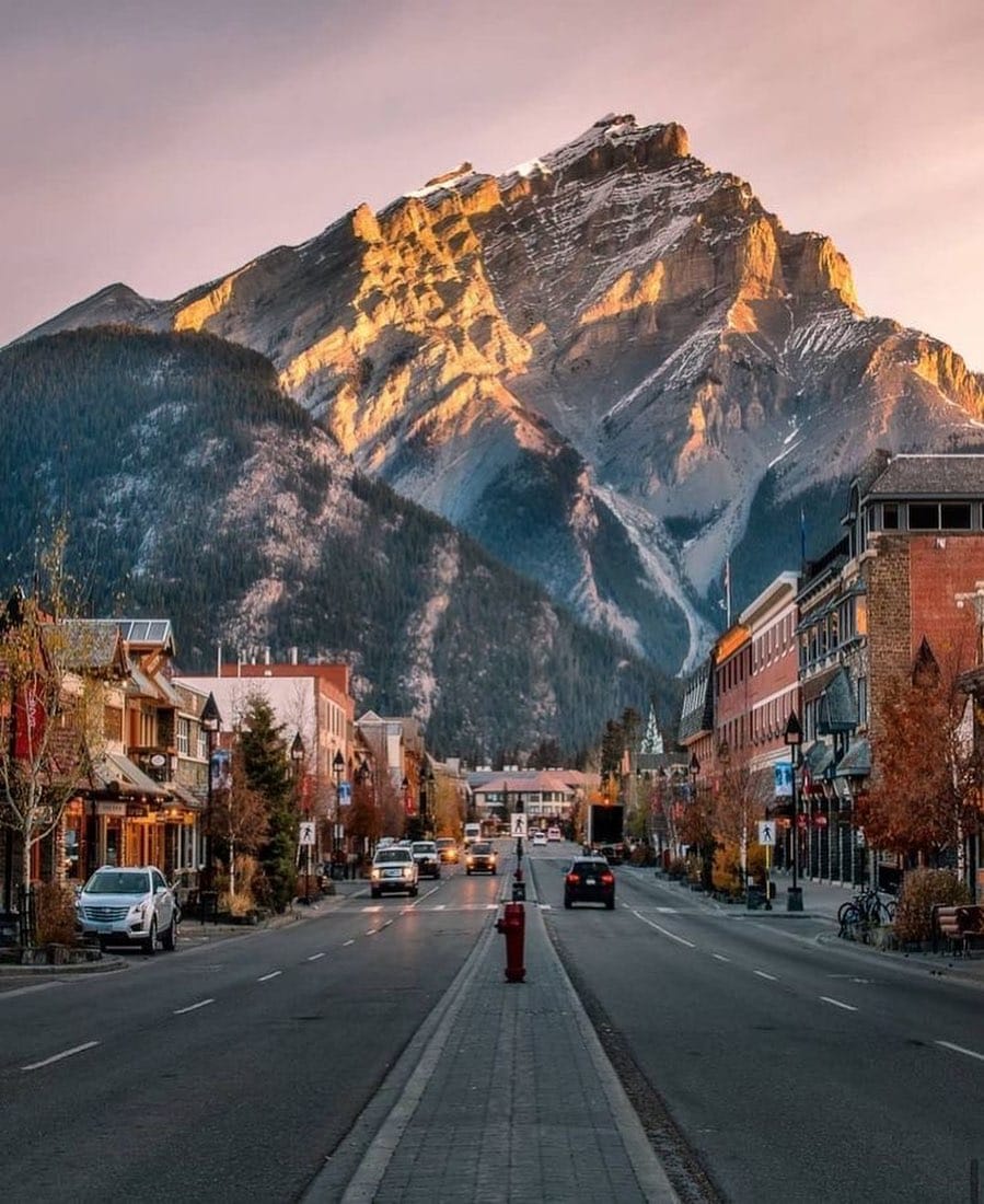 Post 7 by ALBERTA 🇨🇦 on Instagram (image)