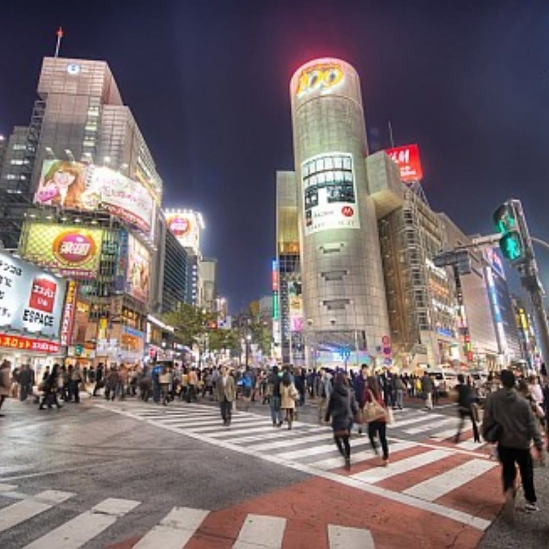 Post 3 by Chris Myden on Instagram (image)