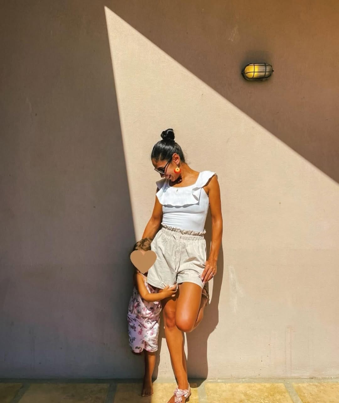 Post 10 by The Jetlag Family🍁 | Flying With Kids on Instagram (carousel)
