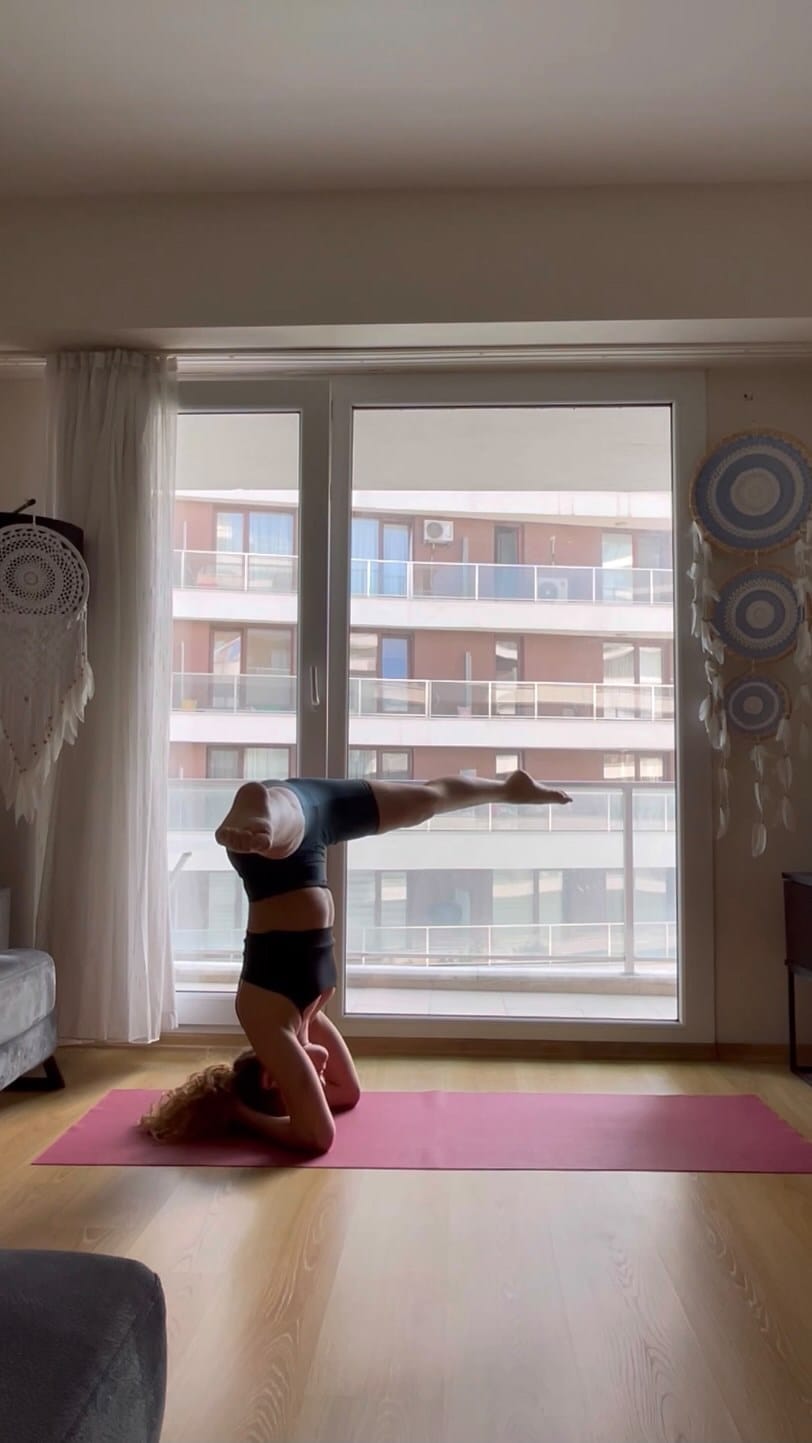Post 8 by Ana | Yoga | Vancouver on Instagram (video)
