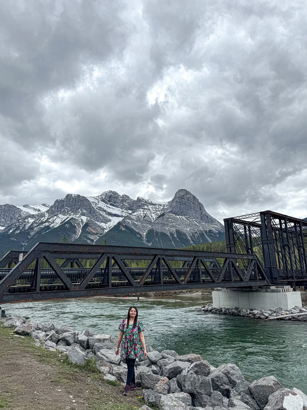 Post 3 by 𝐌𝐢𝐬𝐡𝐚 | Travel Content Creator | EDMONTON, AB 🇨🇦 on Instagram (image)