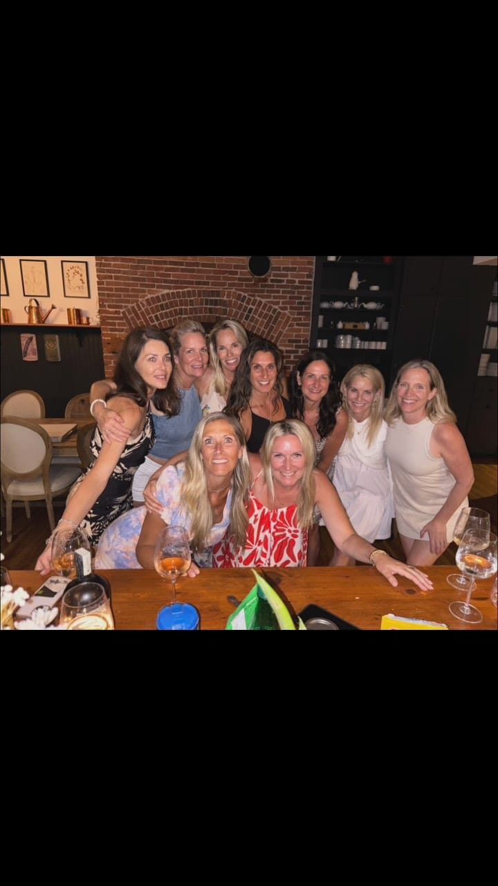 Post 7 by Lianne Laing on Instagram (video)