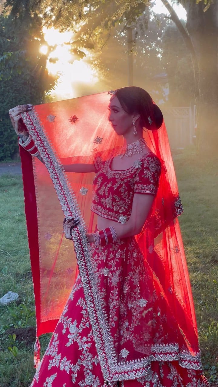 Post 9 by Vancouver Bridal Hair & Makeup Artistry on Instagram (video)