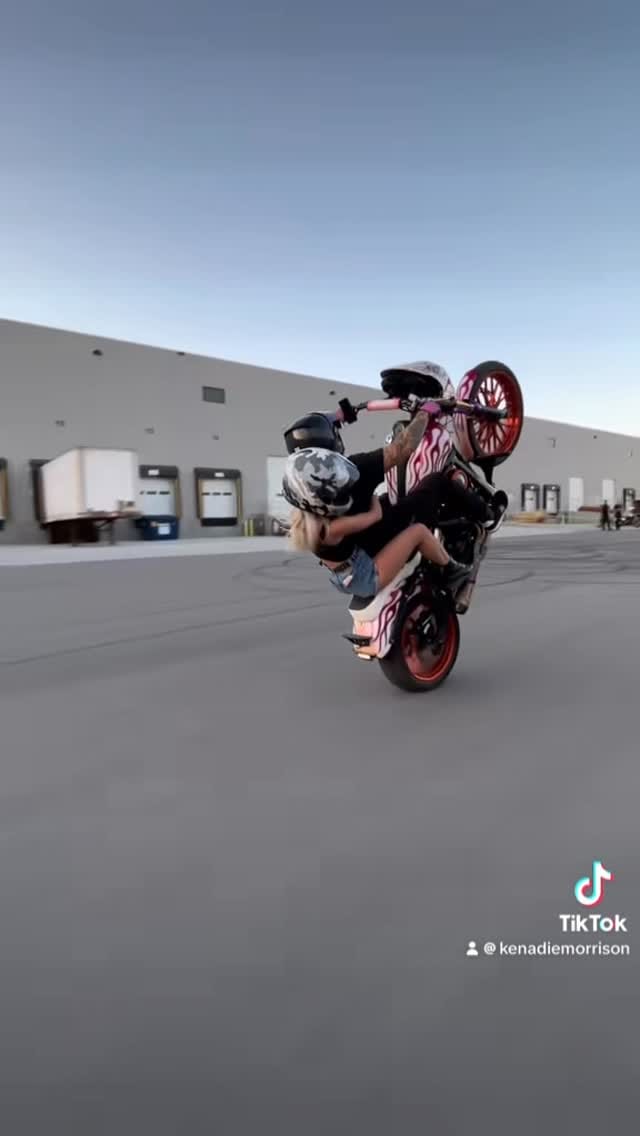Post 7 by Kenadie Morrison 🙃 on Instagram (video)