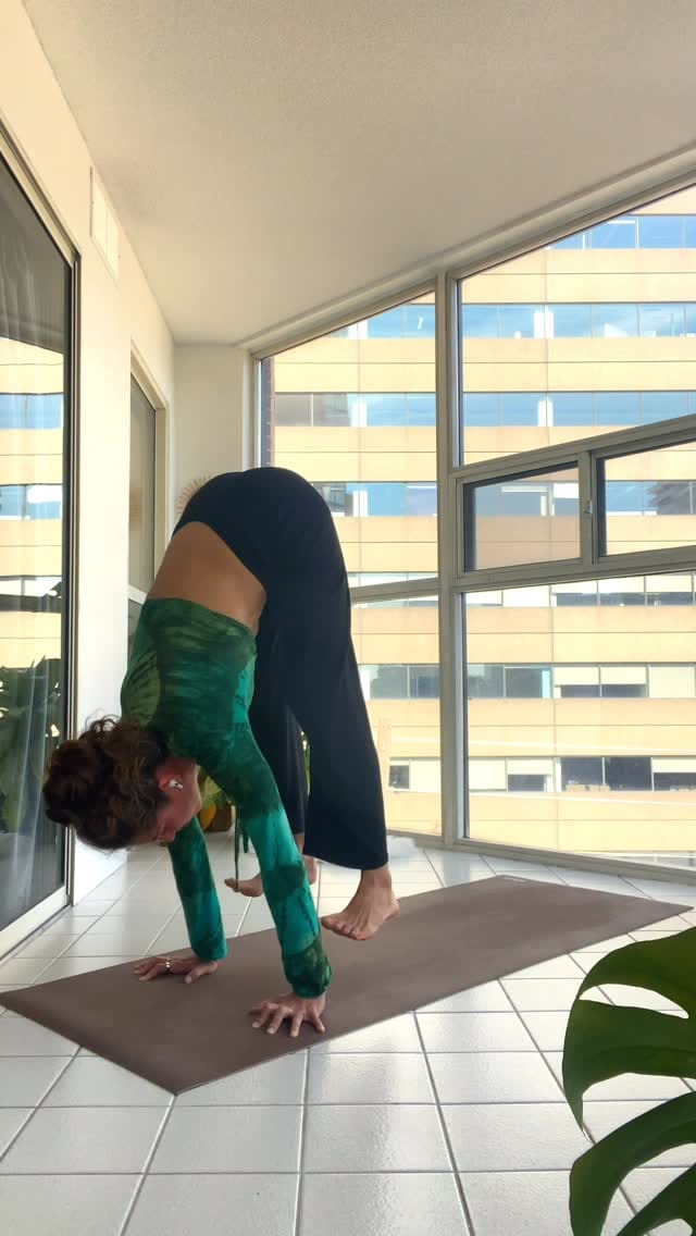 Post 7 by Nicole Duff on Instagram (video)