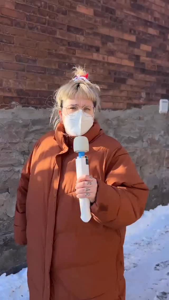 Post 2 by Kaytlyn Nadjiwon | Indigenous Beadwork & Workshops on Instagram (video)