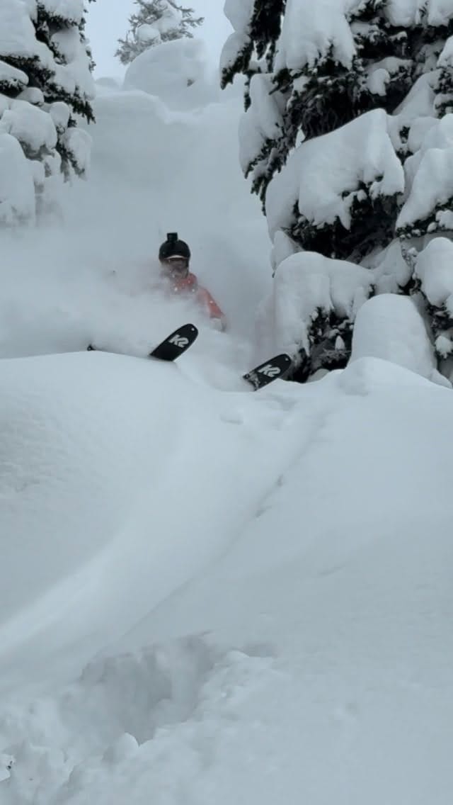 Post 3 by Selkirk Mountain Experience on Instagram (video)
