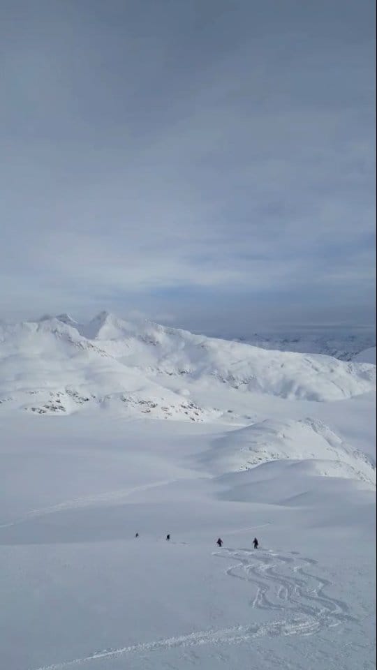 Post 5 by Selkirk Mountain Experience on Instagram (video)