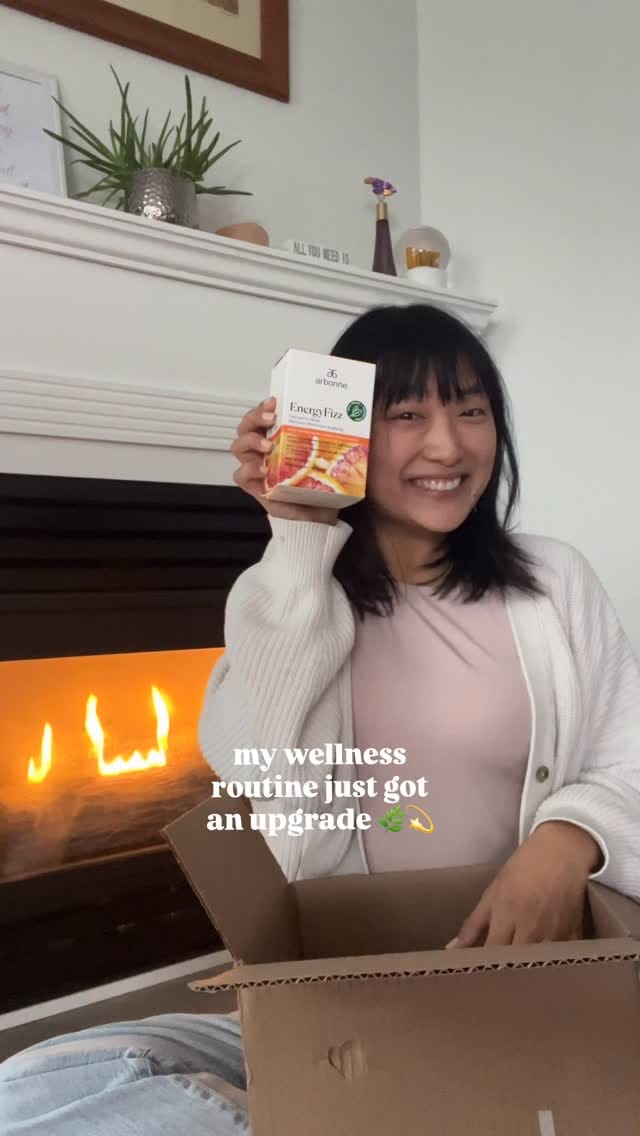 Post 4 by Vanessa Ⓥ Vancouver Content Creator on Instagram (video)