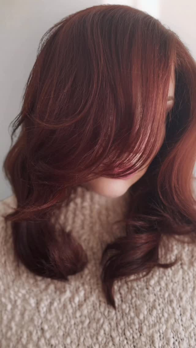 Post 2 by 𝐉𝐎𝐂𝐄𝐋𝐘𝐍| Ottawa Hair Stylist🌞 on Instagram (video)