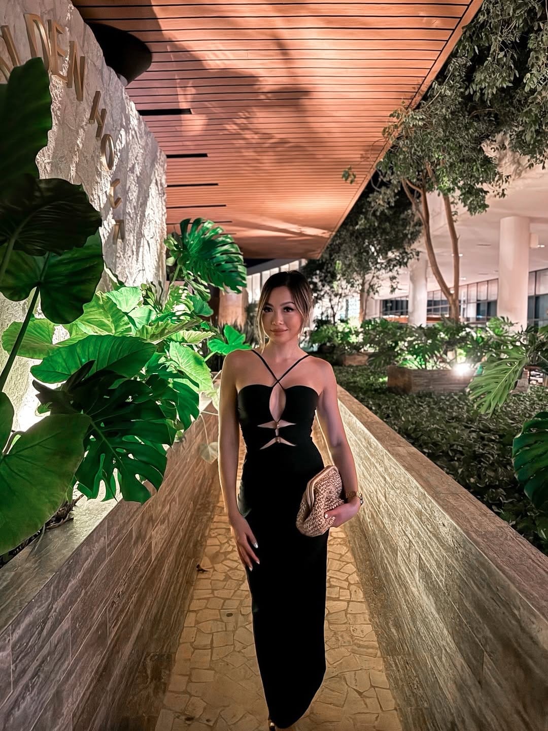 Post 9 by JANICE LAU on Instagram (carousel)