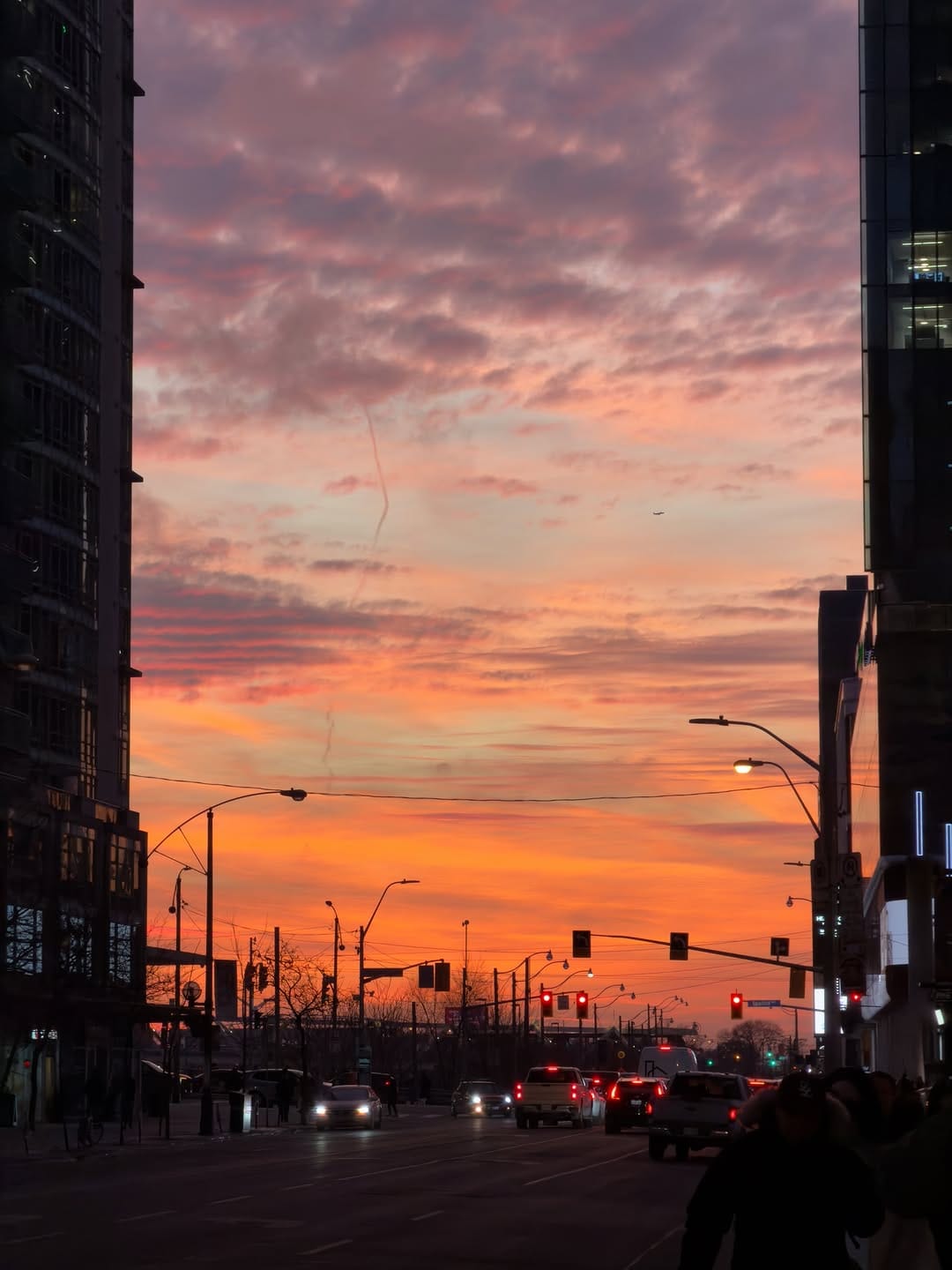 Post 1 by 𝐉𝐚𝐢𝐦𝐞 𝐋𝐚𝐦 on Instagram (carousel)