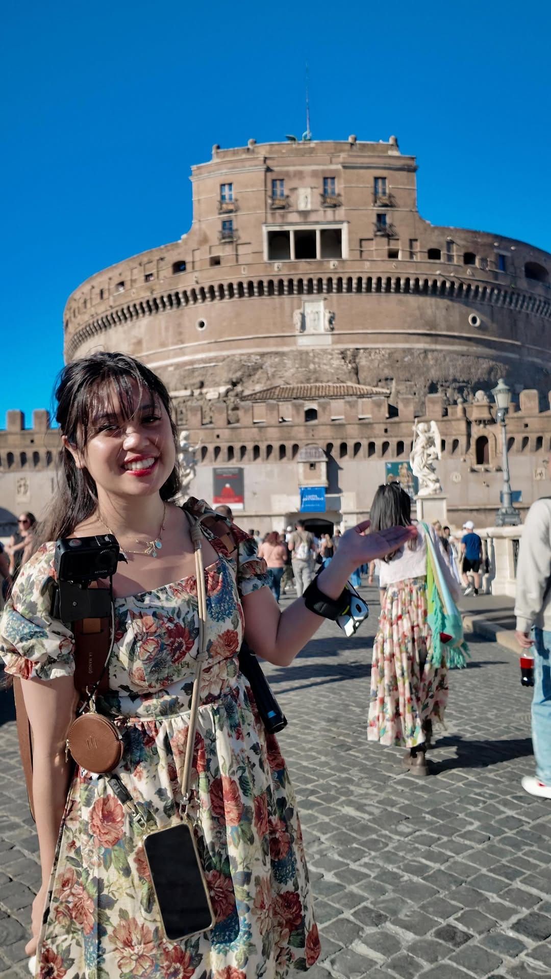 Post 3 by Bettina | Traveler & Adventurer on Instagram (video)