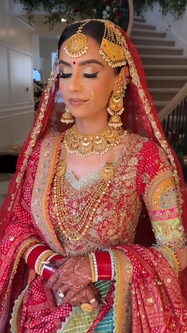 Post 2 by Taran Sangha | Hairstylist on Instagram (video)