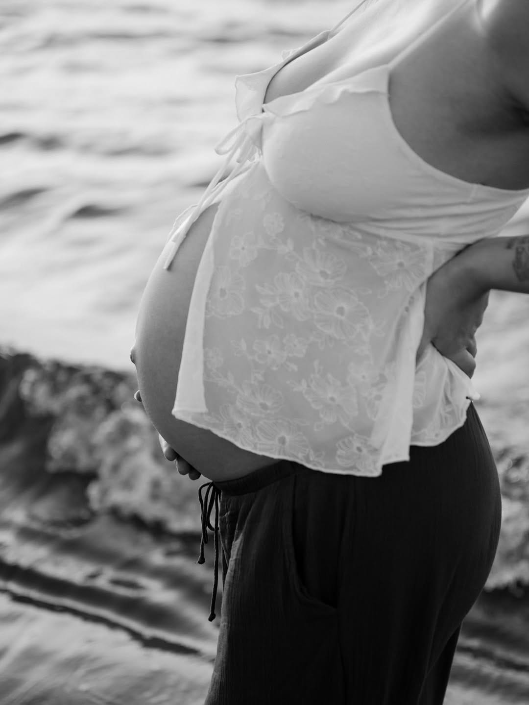 Post 1 by Autumn Liggett | Ottawa Wedding Photographer on Instagram (carousel)