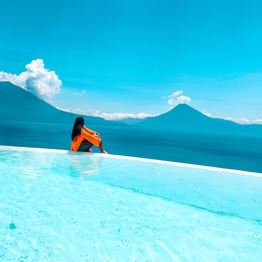 Post 10 by Honorine | Travel, Hotels & Flight Attendant on Instagram (image)