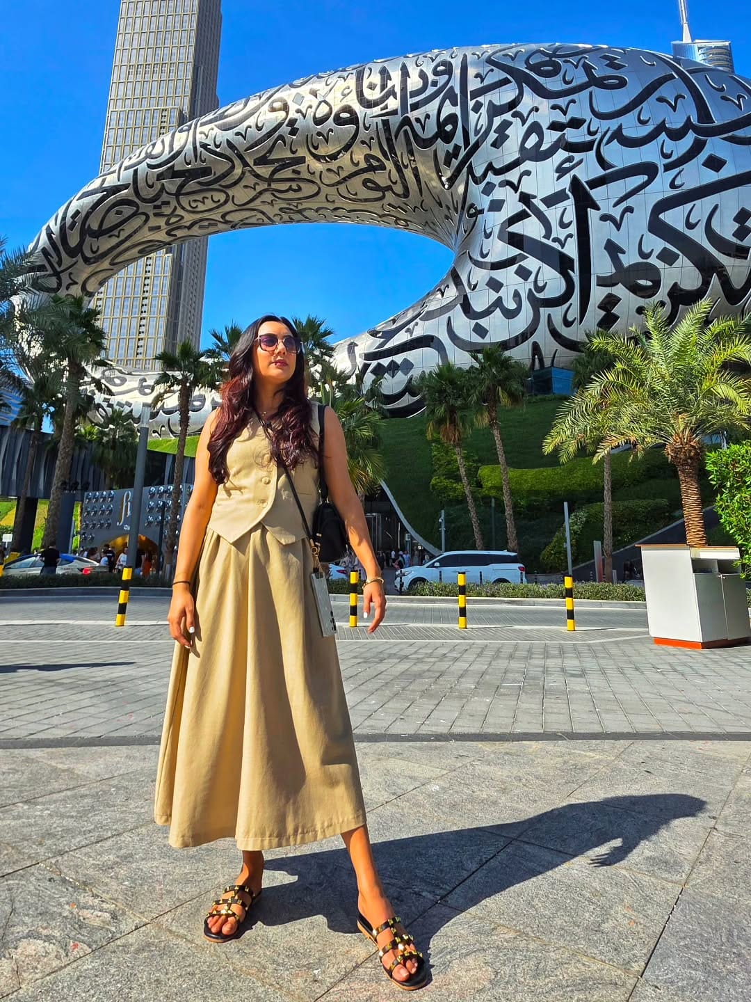 Post 2 by Himani Jadeja - Montreal Blogger | Canada on Instagram (image)