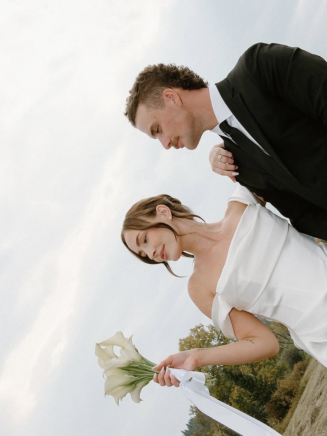 Post 3 by LUXURY WEDDING PHOTOGRAPHER on Instagram (carousel)
