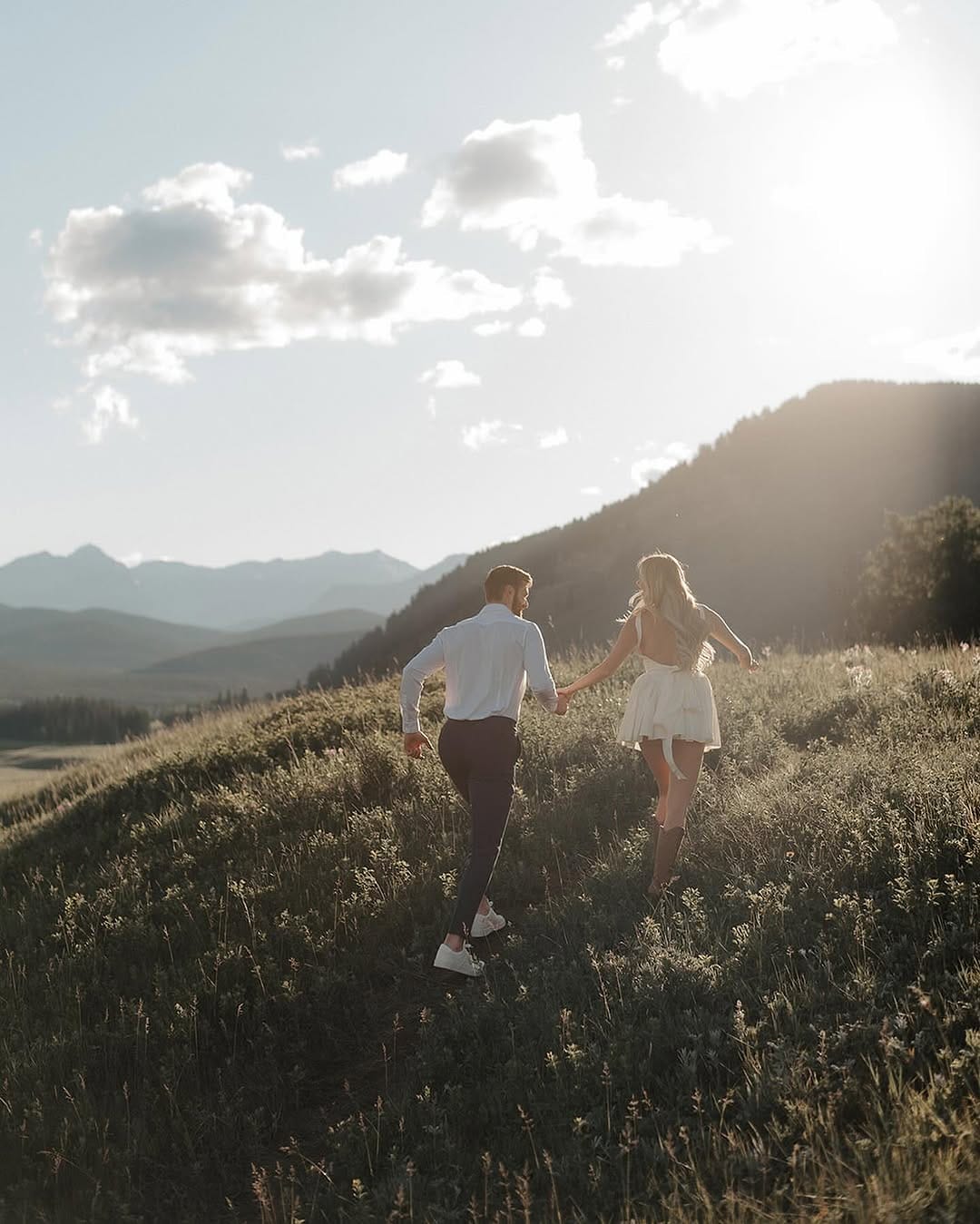 Post 10 by LUXURY WEDDING PHOTOGRAPHER on Instagram (carousel)