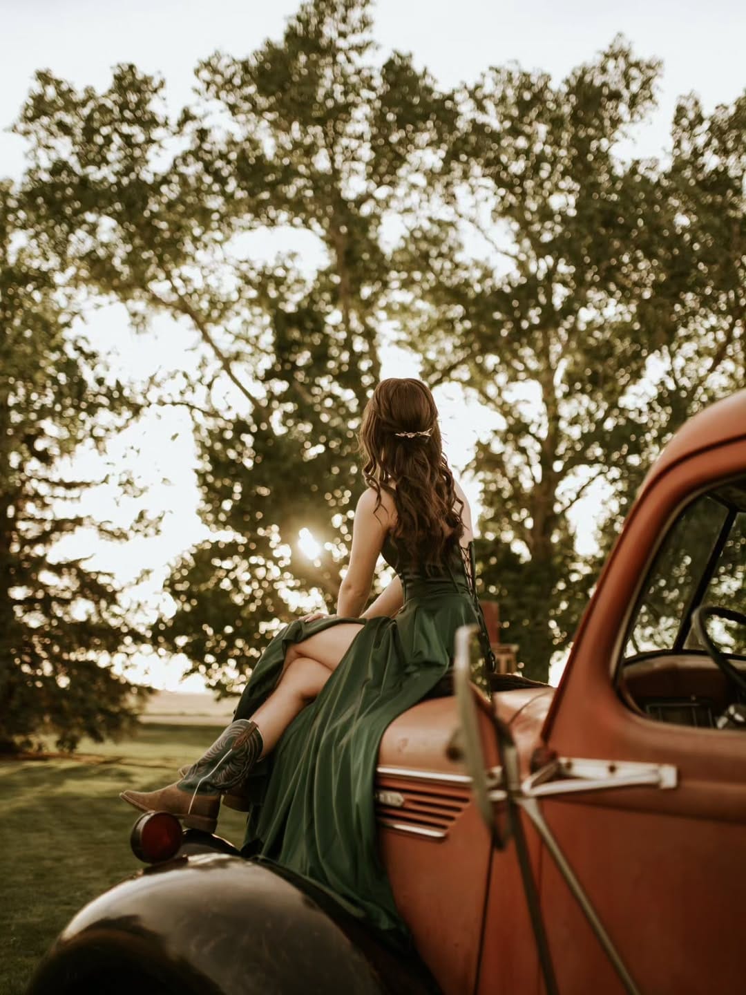 Post 6 by Ashley M Photography - Lethbridge Photographer on Instagram (carousel)