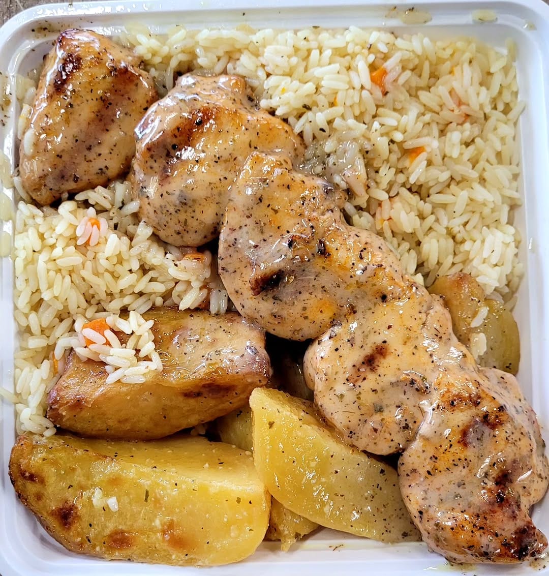 Post 6 by Asha & Jey I  Cave In To the Crave 🇨🇦 on Instagram (image)