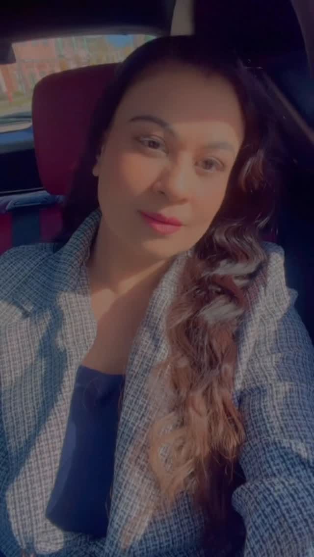 Post 4 by Neha Mendha Thakker | Influencer🇨🇦🇮🇳 on Instagram (video)